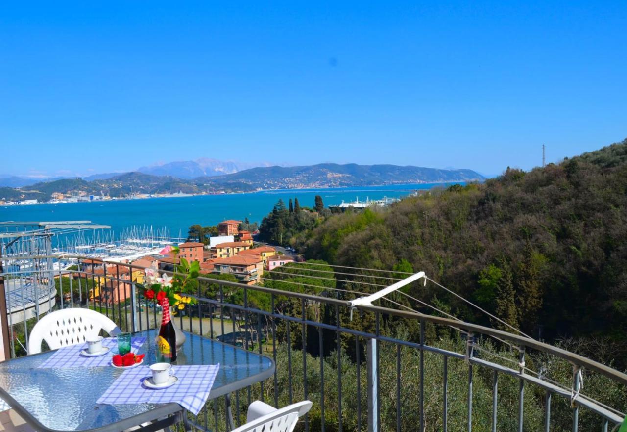 Wonderful Sea View - Terrace And Parking Apartment เฟสซาโน ภายนอก รูปภาพ